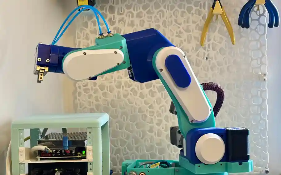 Mini industrial robotic arm